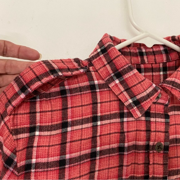 Billabong Small pink button down Flannel Shirt - Picture 8 of 8